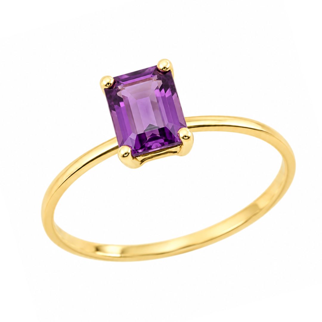 Anillo Fino de Oro 18K con Amatista Rectangular 7 × 5 mm