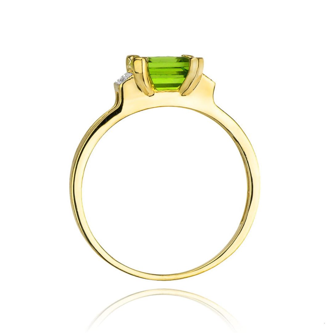 Anillo Olivia de Oro 9K con Peridoto 1,10 ct y Diamantes