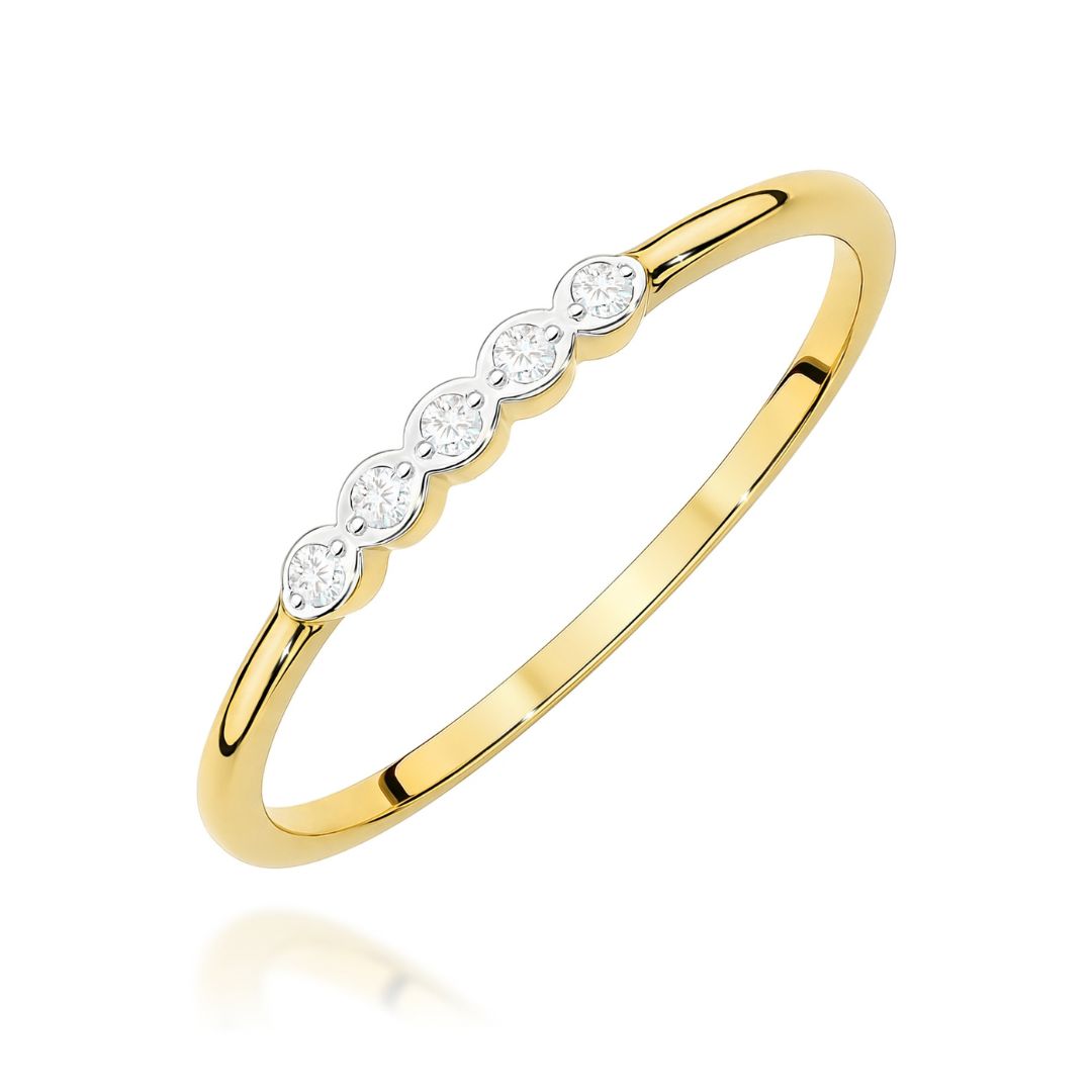 Anillo Zuri de oro amarillo de 14K con cinco diamantes