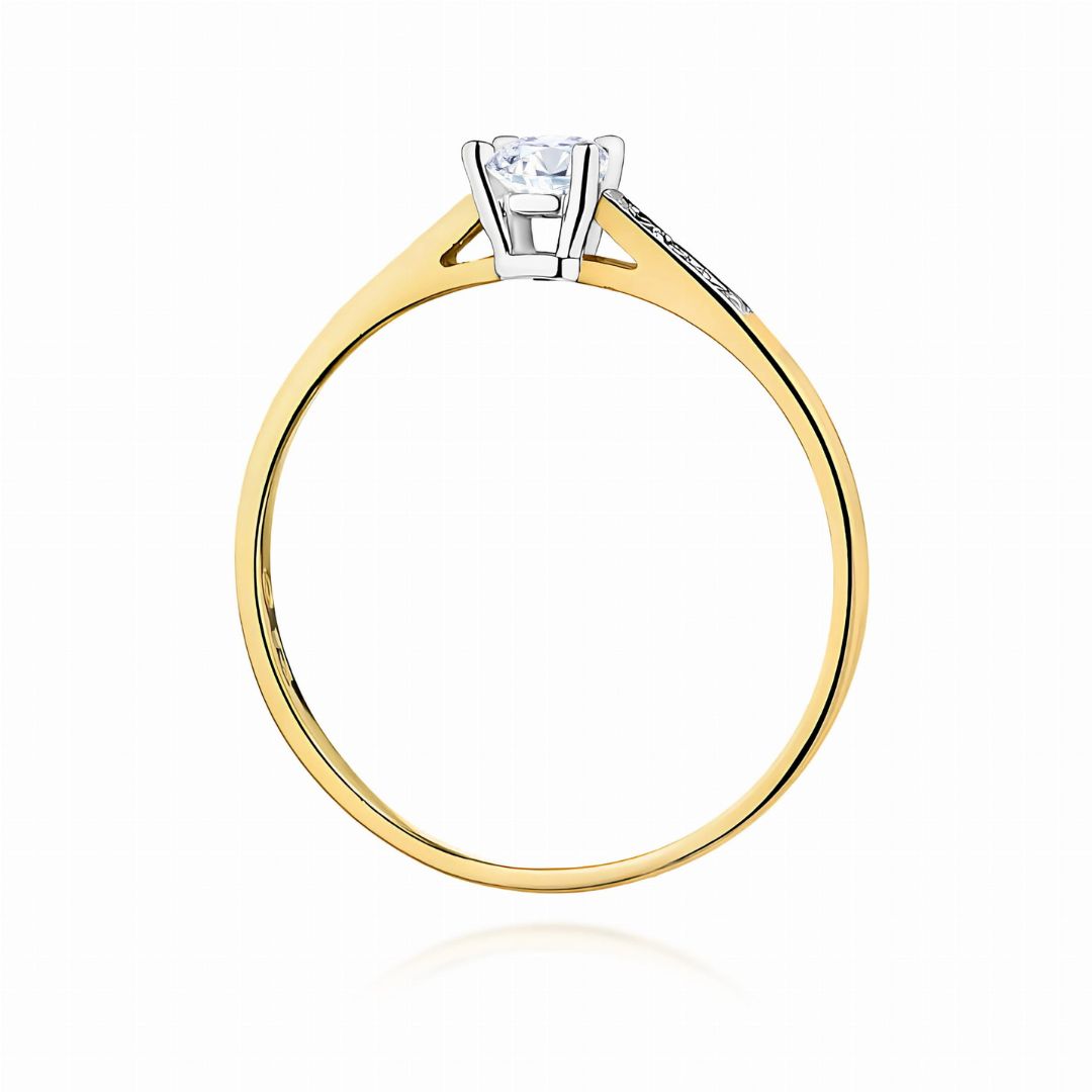 Anillo de Compromiso Clara de Oro 9K con Diamantes de Laboratorio 0,21 ct