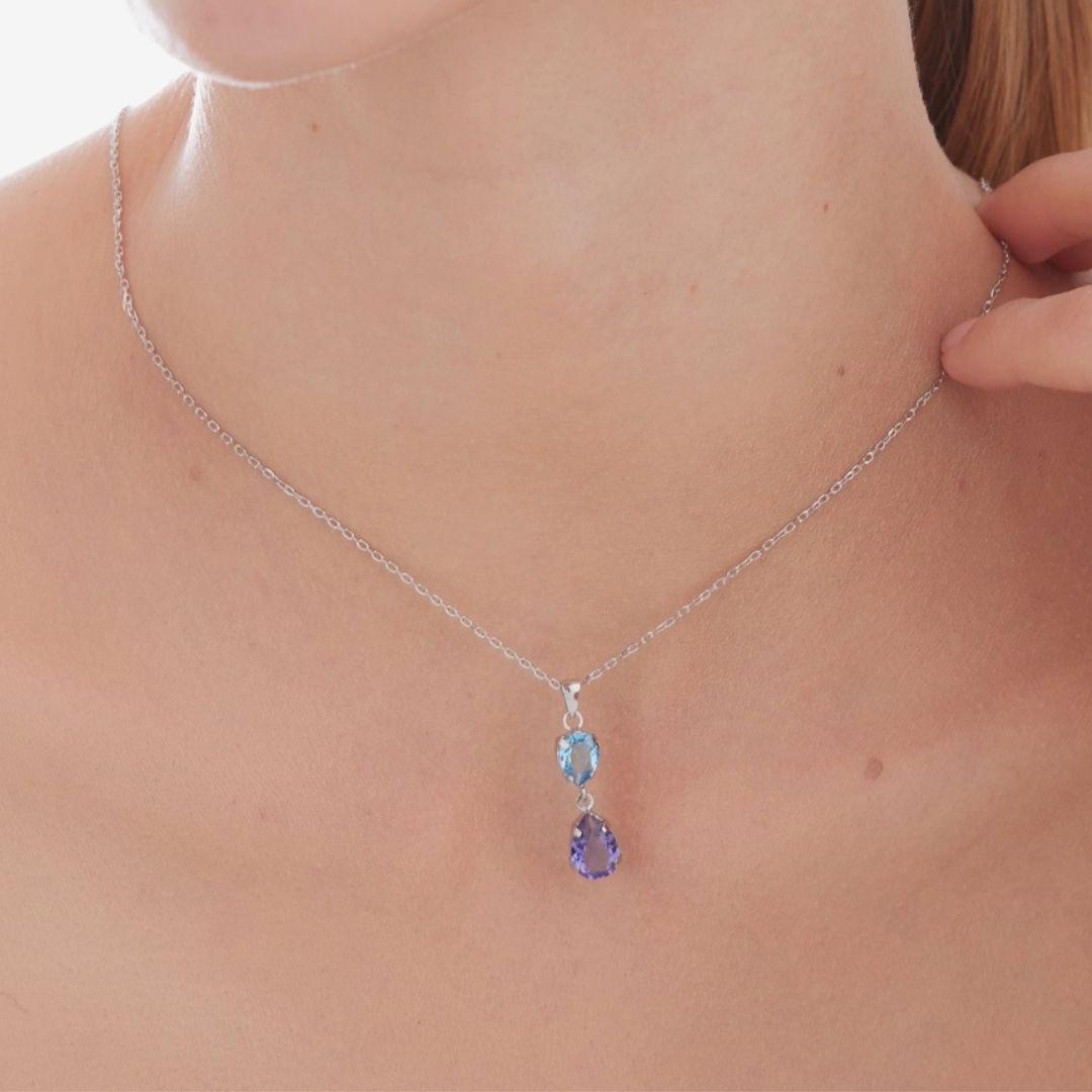 Collar corto piedra de cristal morado en plata de ley bañada en rodio  · Victoria Cruz