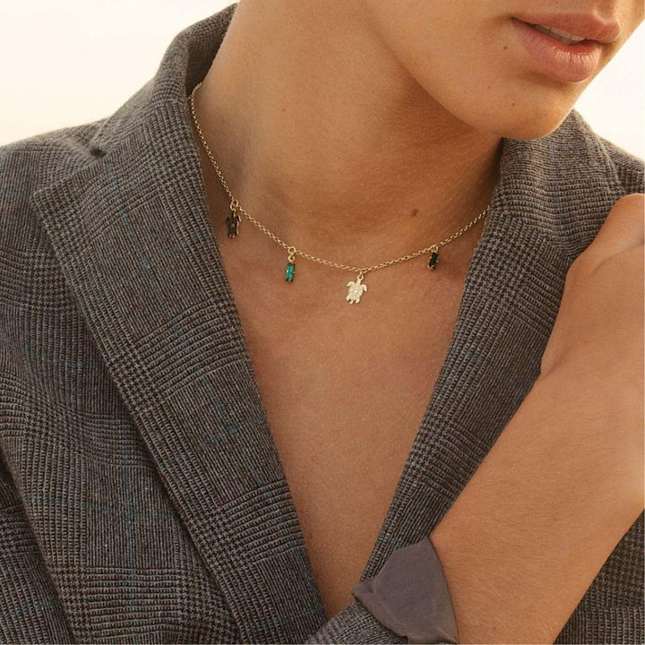 Collar Tortuga Cristal Esmeralda en Plata bañada en Oro 18K – Victoria Cruz