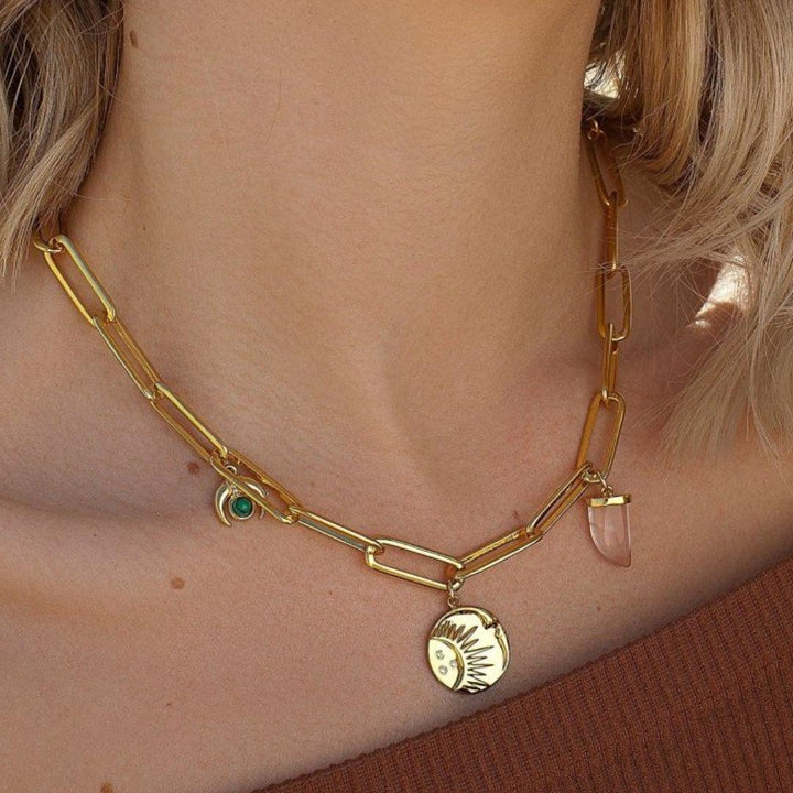 Collar de Plata 925 Bañado en Oro con Eslabones Gruesos y Colgantes – Piedra Rosa y Verde