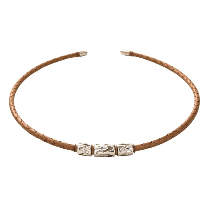 Collar de hombre de piel trenzada natural con cuentas de acero inoxidable