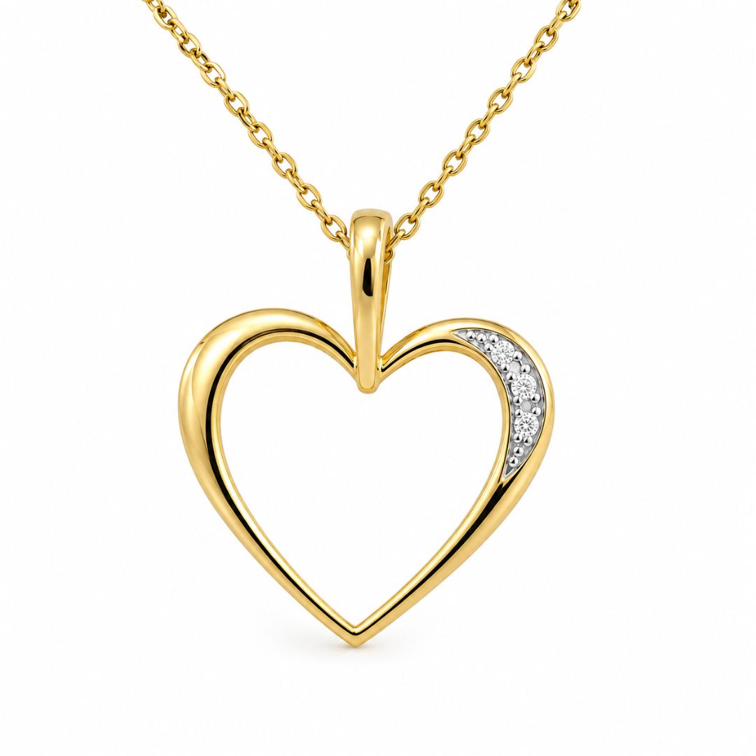 Colgante Corazón con 3 Diamantes en Oro de 14K