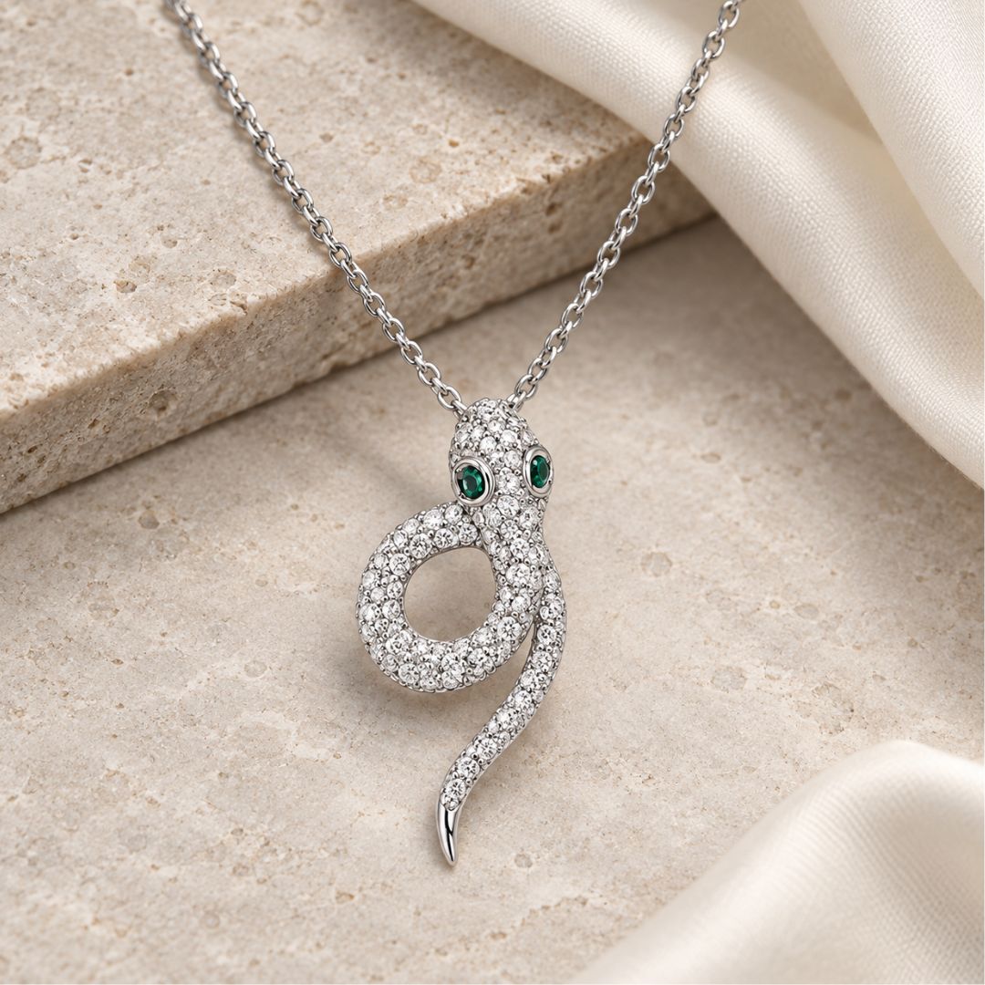 Collar de serpiente en plata 925 con cadena de acero