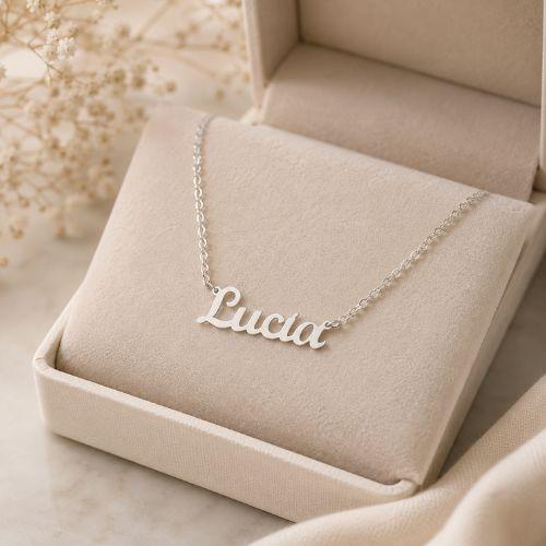 Gargantilla Personalizable en Plata de Ley con Nombre – Elegancia Fina y Única