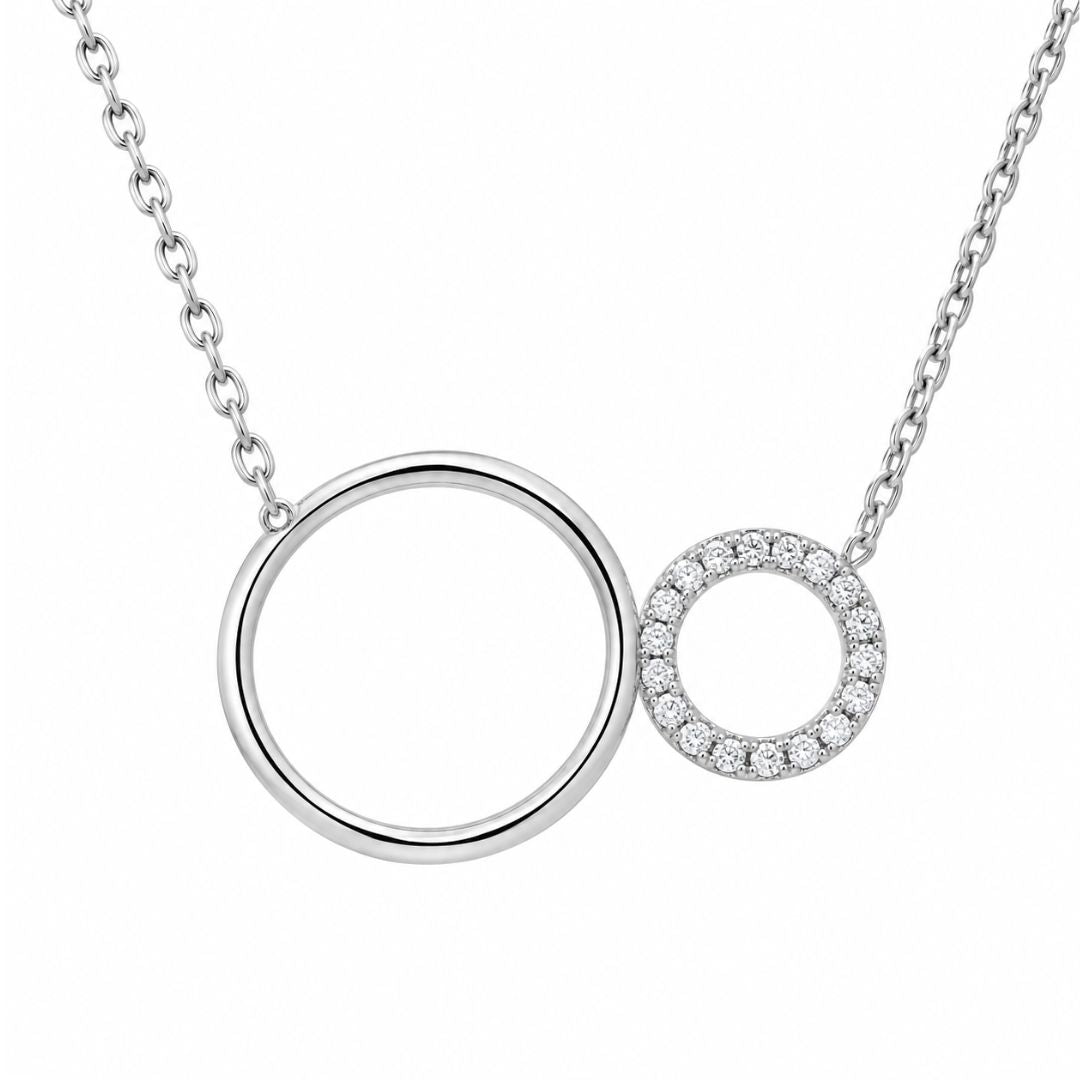 Gargantilla de plata con dos círculos y circonitas