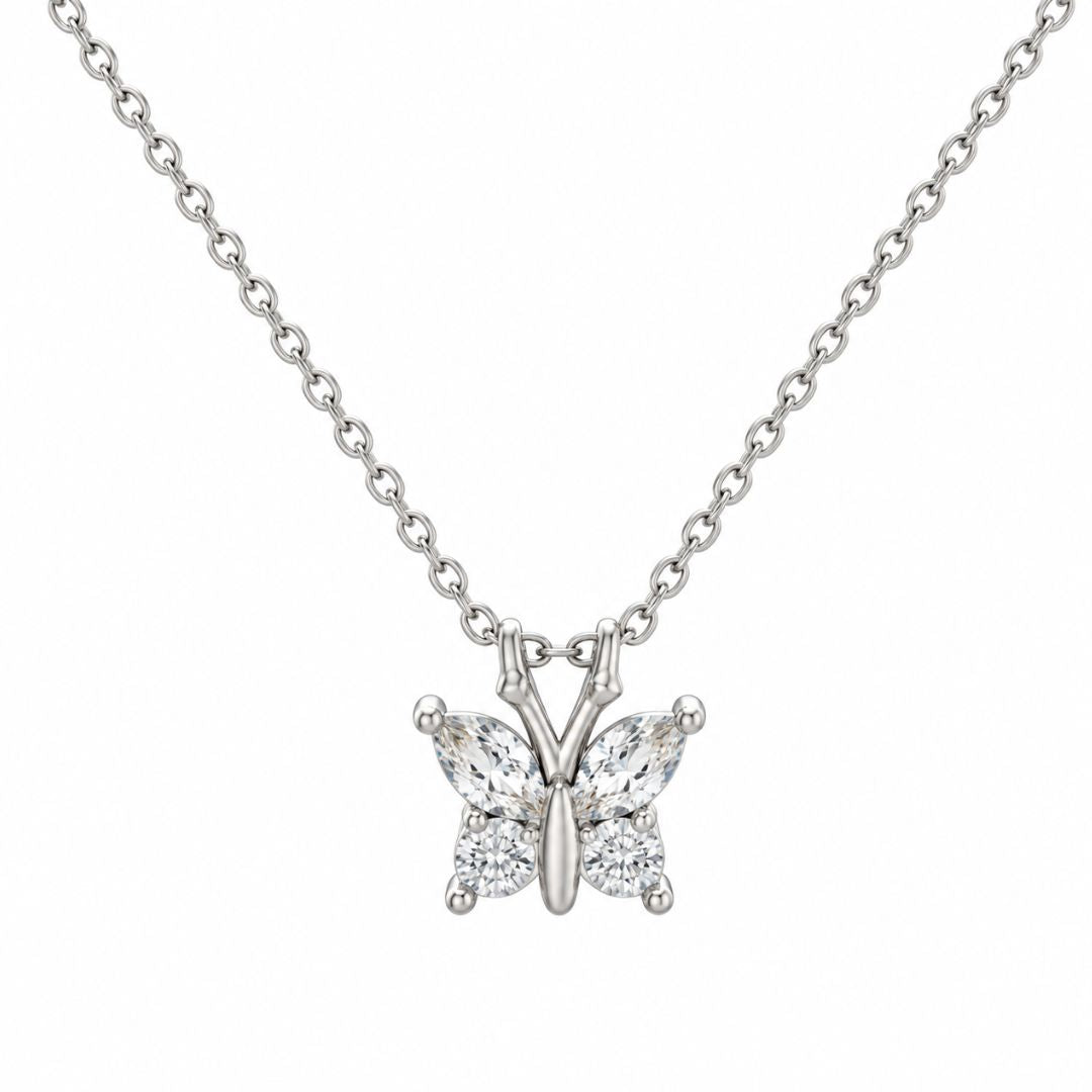 Gargantilla de plata con pequeña mariposa y circonitas