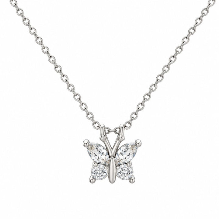 Gargantilla de plata con pequeña mariposa y circonitas