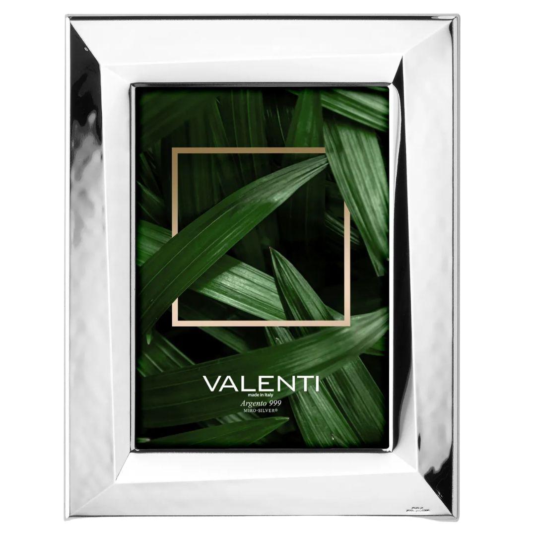 Marco de Fotos Valenti 18x24 – Plata Laminada con Acabado Brillante