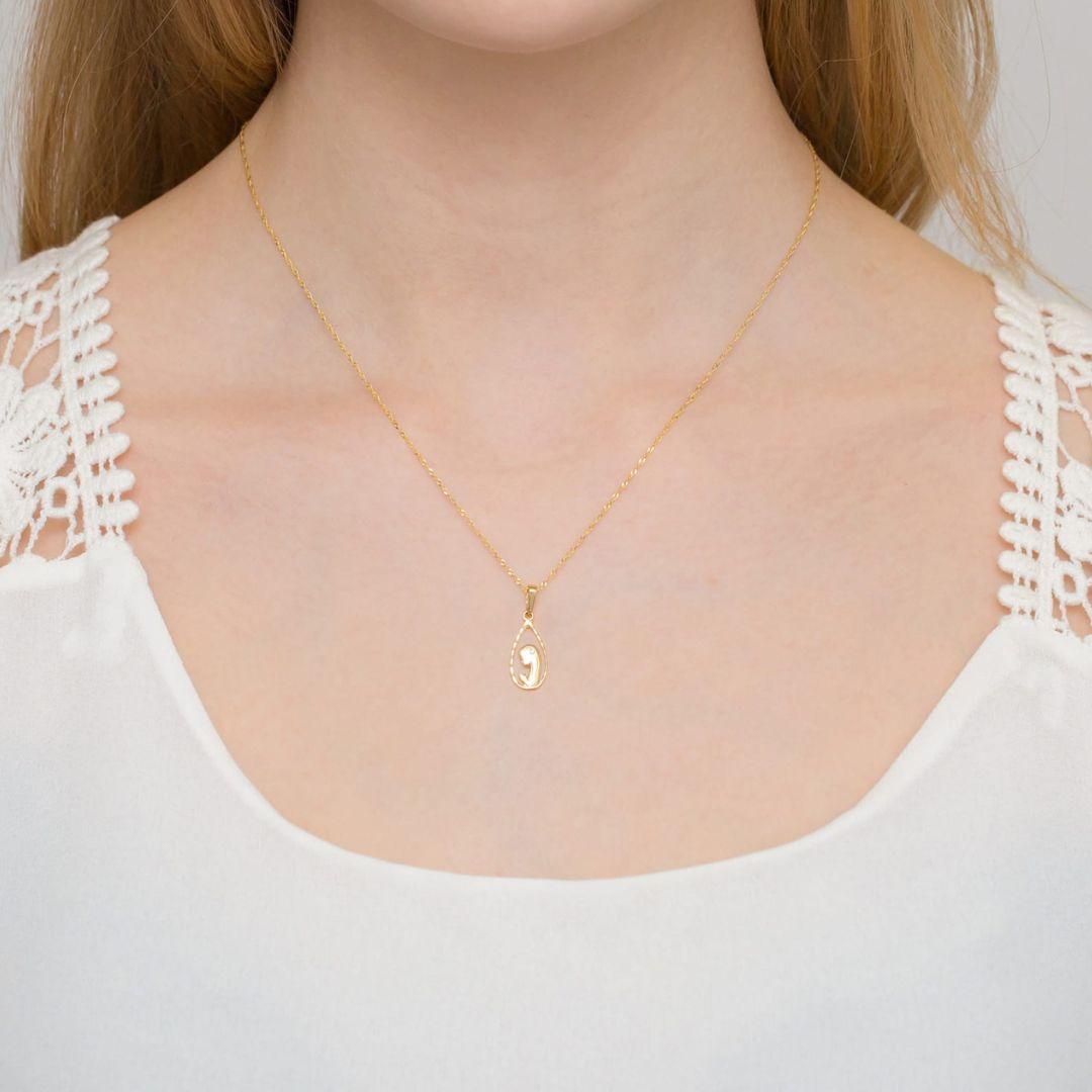 Medalla Virgen Oro 14K con Diamante Natural