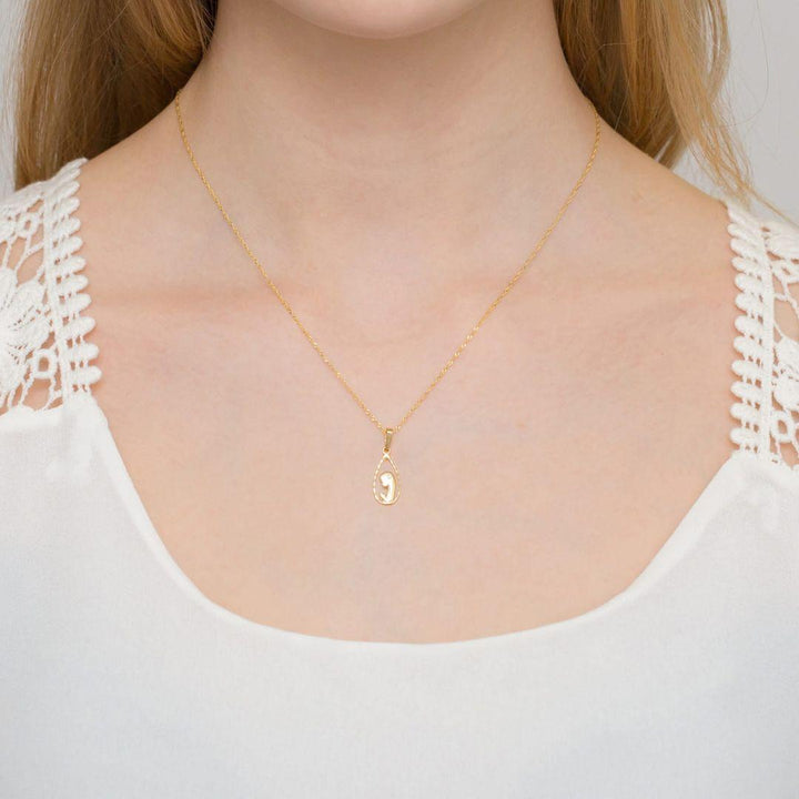 Medalla Virgen Oro 14K con Diamante Natural