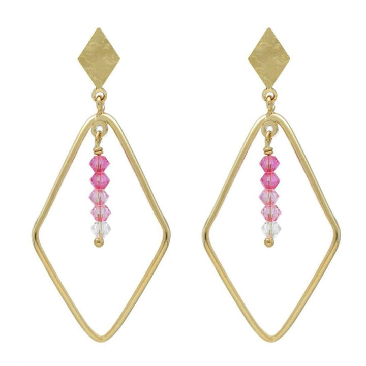 Pendientes Colgantes Anya Rombo con Cristales Fucsia en Plata de Ley bañada en Oro · Victoria Cruz