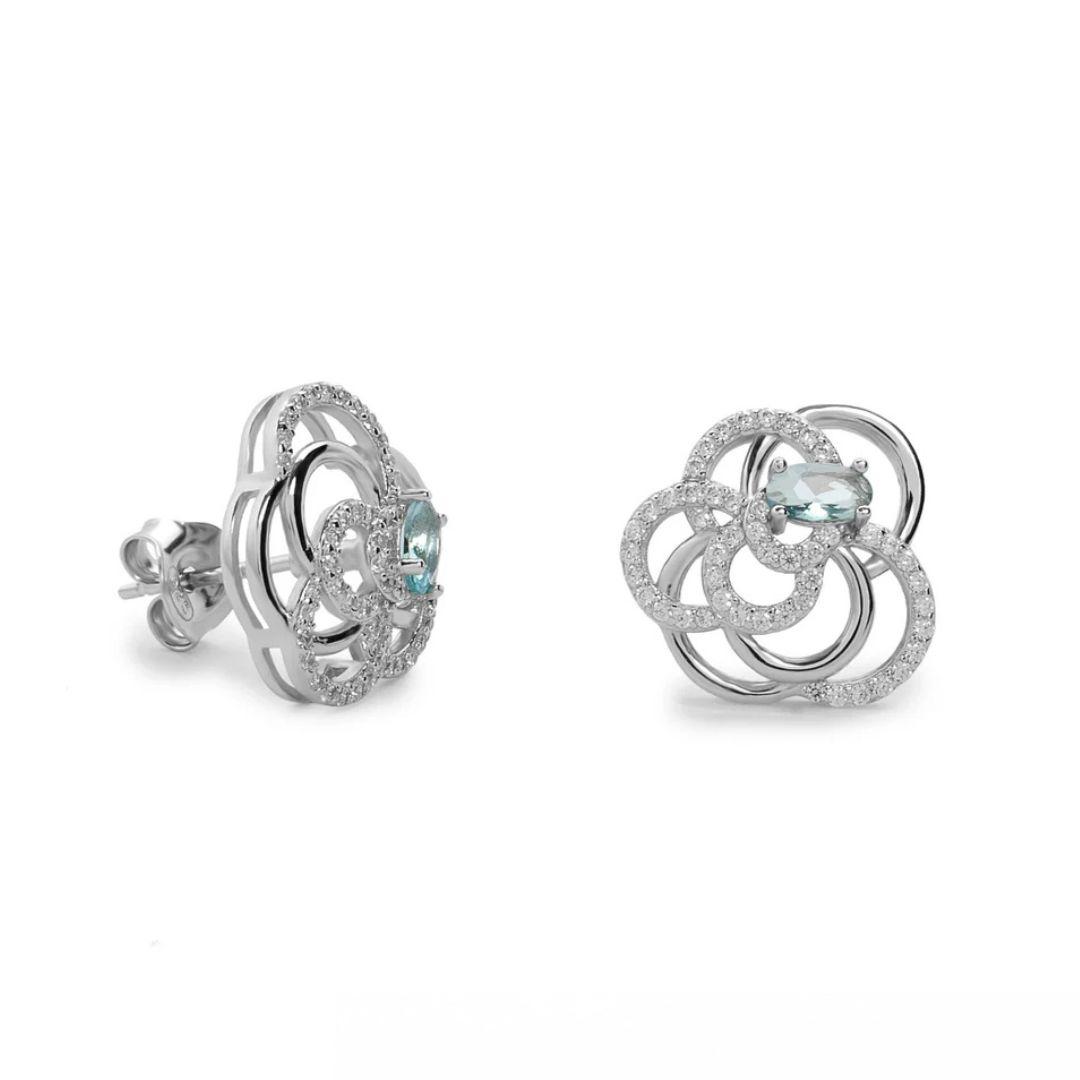 Pendientes Flor de Plata con Piedra Azul y Circonitas – Delicadeza Femenina