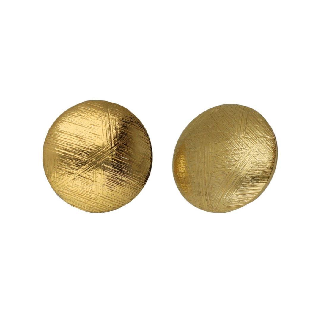 Pendientes Zoom Esfera Texturizada en Plata de Ley bañada en Oro · Victoria Cruz