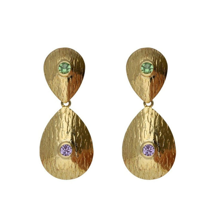 Pendientes gota con cristales multicolor en Plata baño Oro  · Victoria Cruz