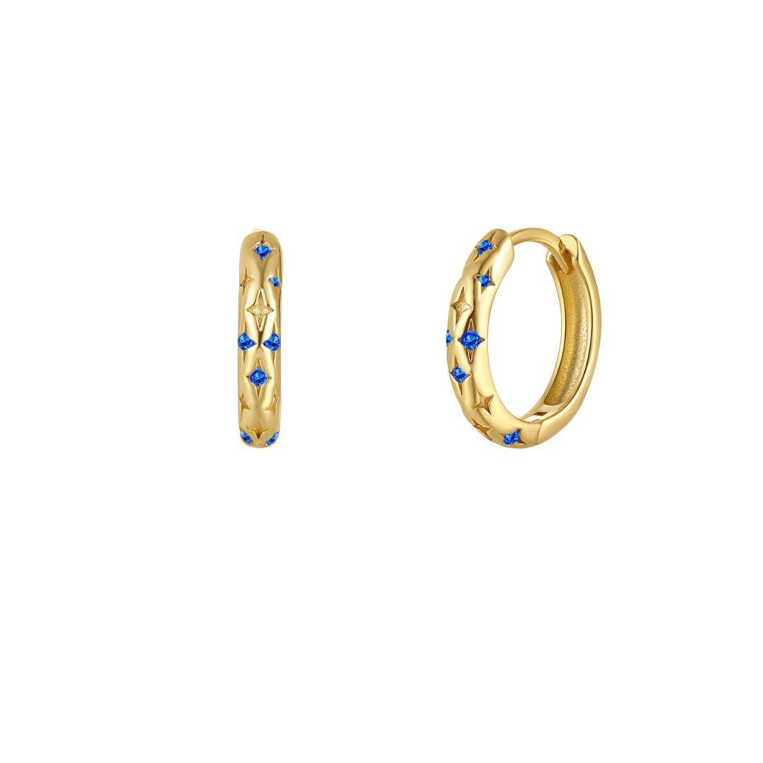 Pendientes pequeños criolla con baño oro con circonitas azul brillantes