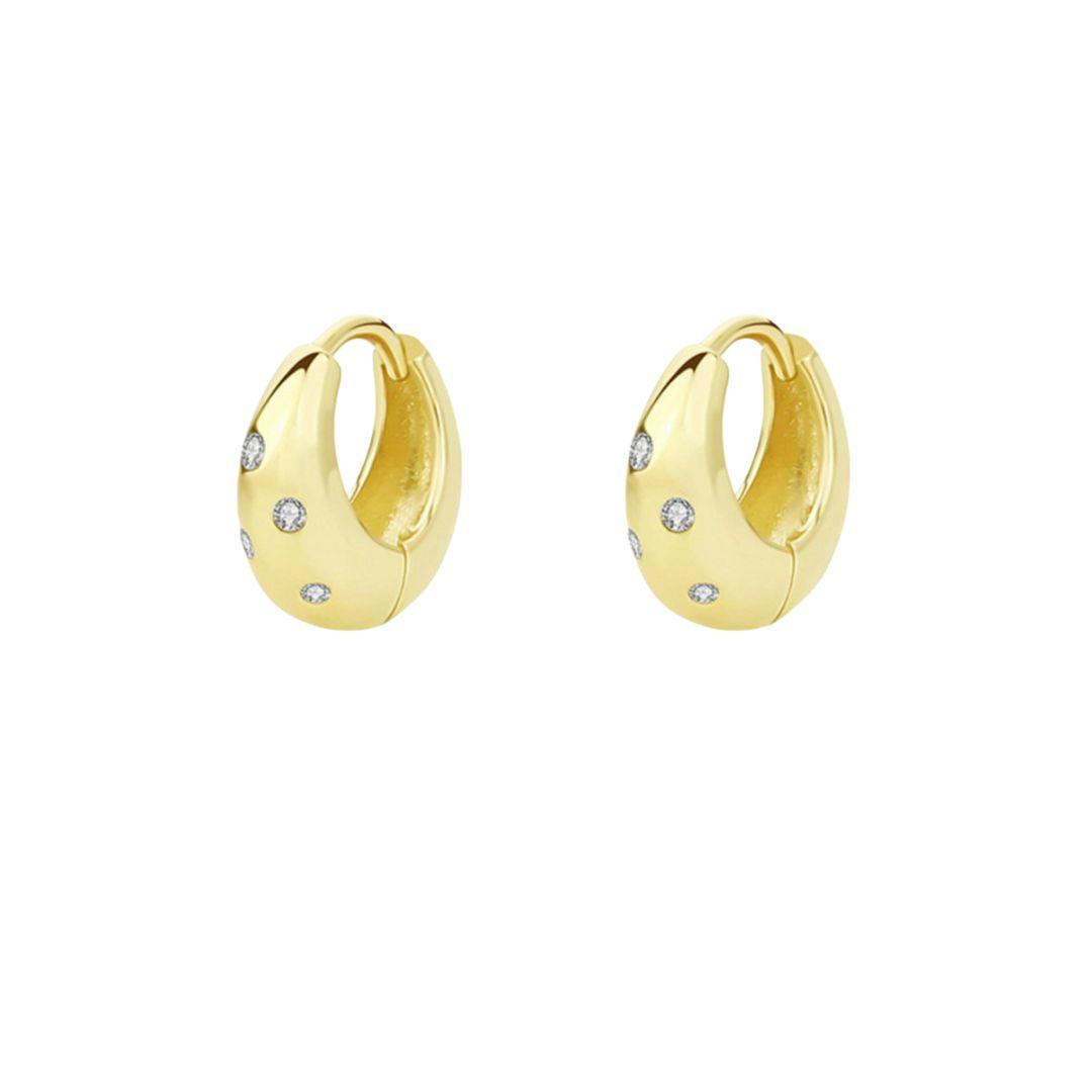 Pendientes pequeños lisos con baño oro con circonitas brillantes