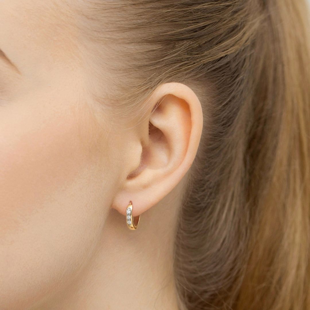 Pendientes de Aro Pequeño de Oro 14K con Diamantes Naturales