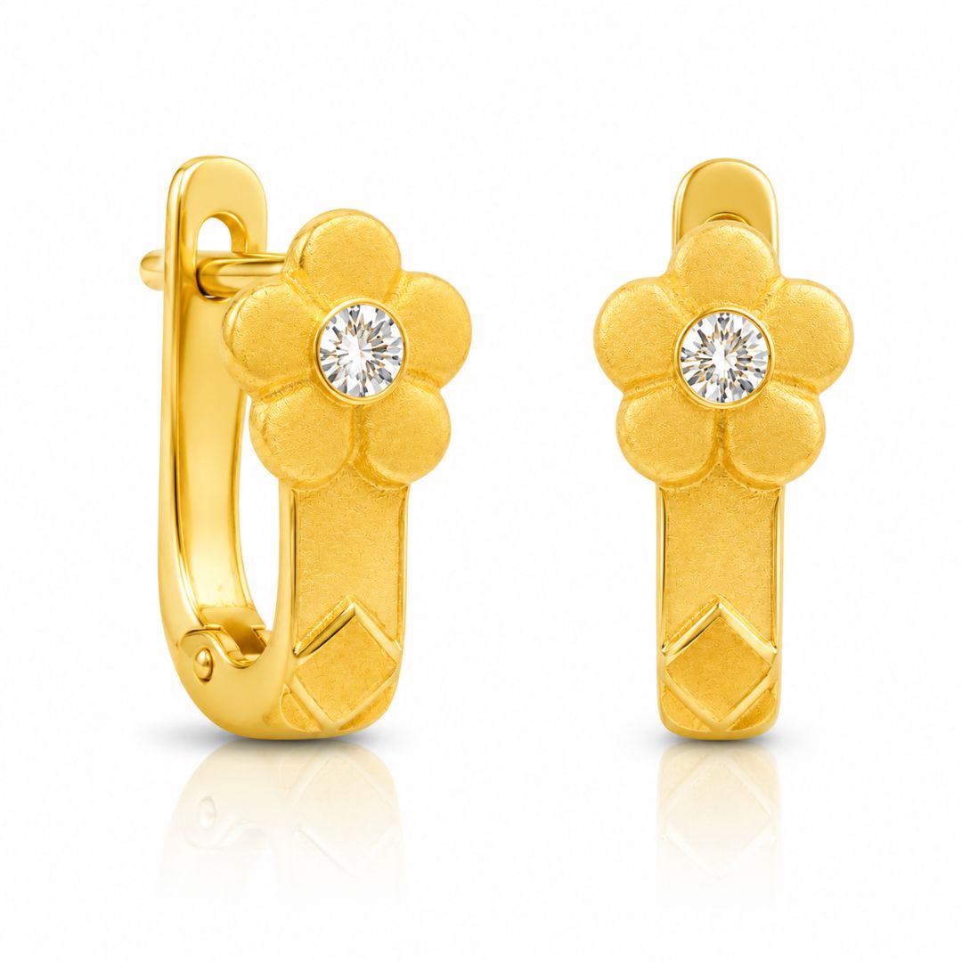 Pendientes de Oro 18K con Flor y Circonita – Acabado Mate y Brillo