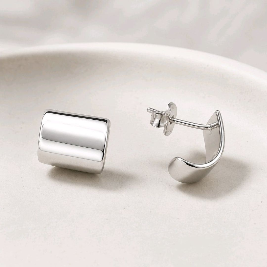 Pendientes de Plata Lisos con Diseño Geométrico
