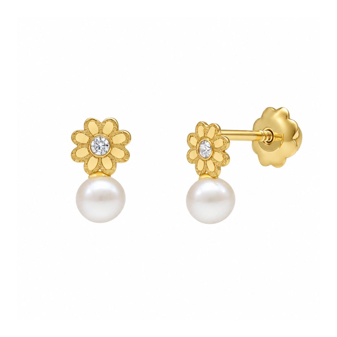Pendientes de bebé de oro 18K con margarita y perla · 4 × 7 mm