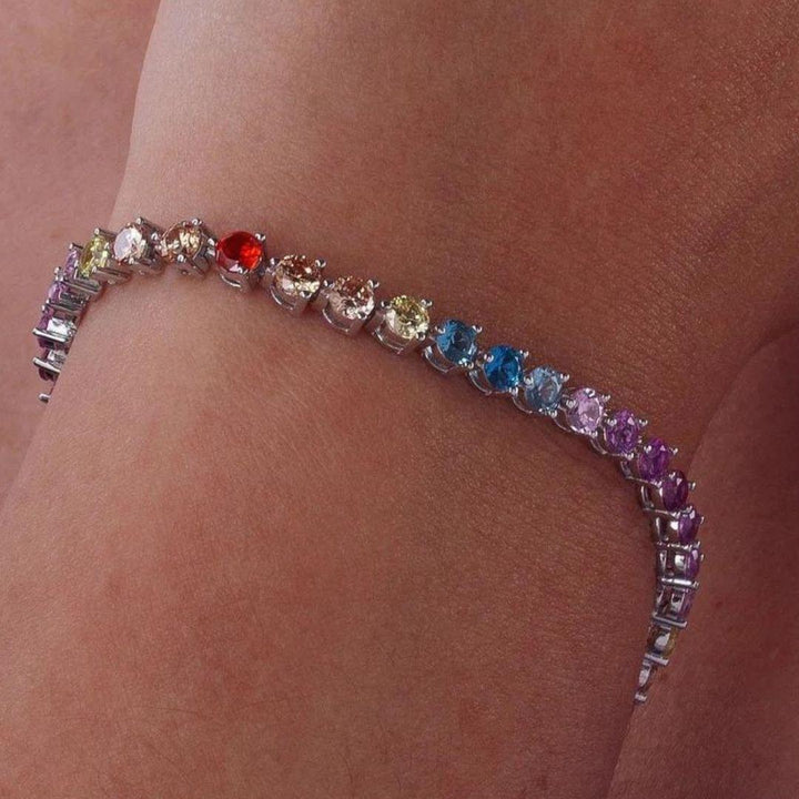 Pulsera Riviere adornada con piedras multicolor