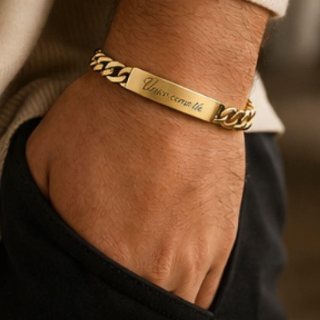 Pulsera de Hombre en Oro Amarillo 18K – Tipo Esclava con Cadena Barbada y Placa Fundida