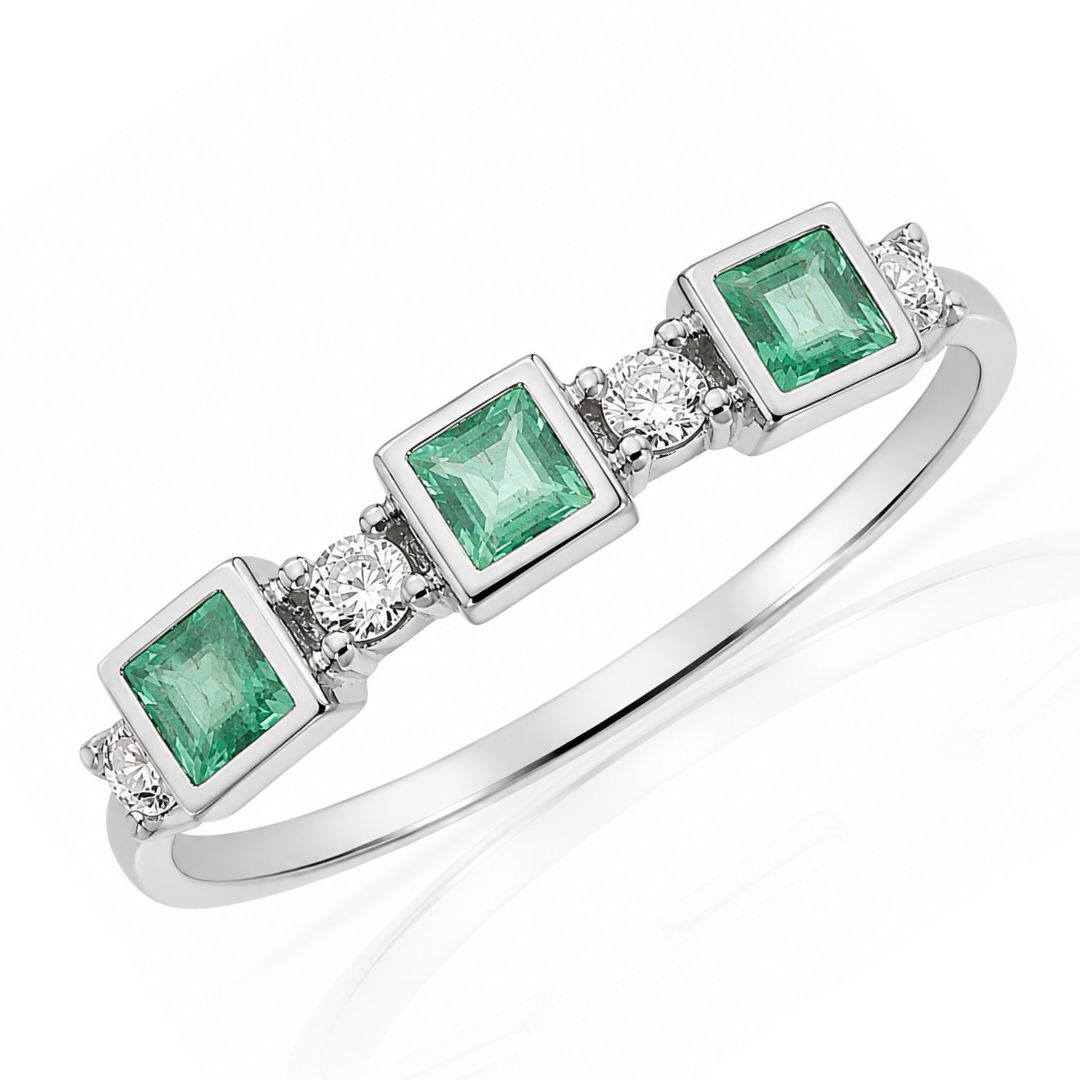 Sortija de Oro Blanco 18K con Esmeraldas y Diamantes