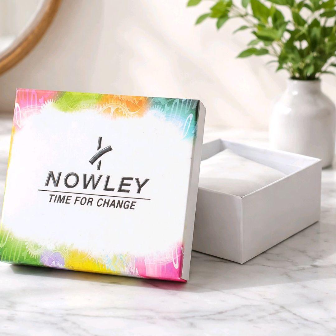 Reloj Nowley Mujer Dorado con Circonitas y Calendario - Colección Chic