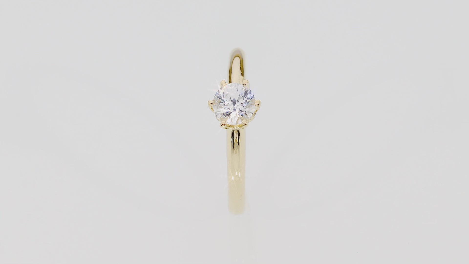 Anillo de Compromiso Elena de Oro 14K con Zafiro Blanco 0,60 ct y Diamantes